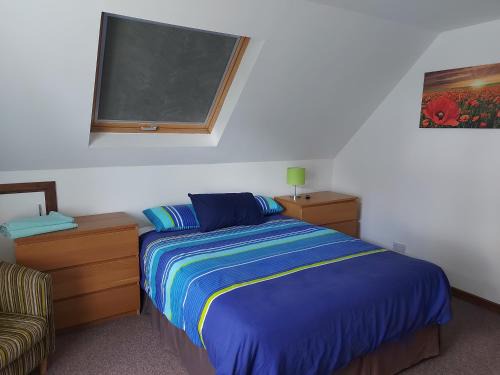 Poole Casa | Chezzas Homestay FREE driveway parking & private bathroom TwinTripleKingDoubles