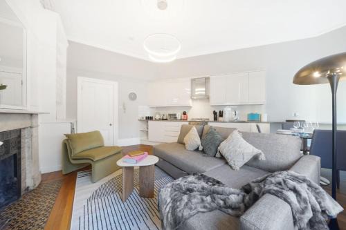Holland Park Apartamento | Chic 1 Bed Terrace Apartment in Notting Hill FREE WIFI by City Stay Aparts London