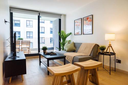 Apoquindo Apartamento | Chic 1BR Oasis for 3 in Lively Las Condes