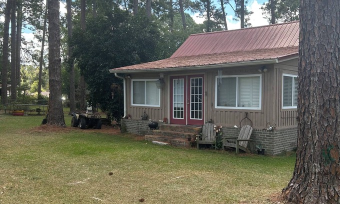 Statesboro Casa | Chic bungalow with everything you need in Statesboro