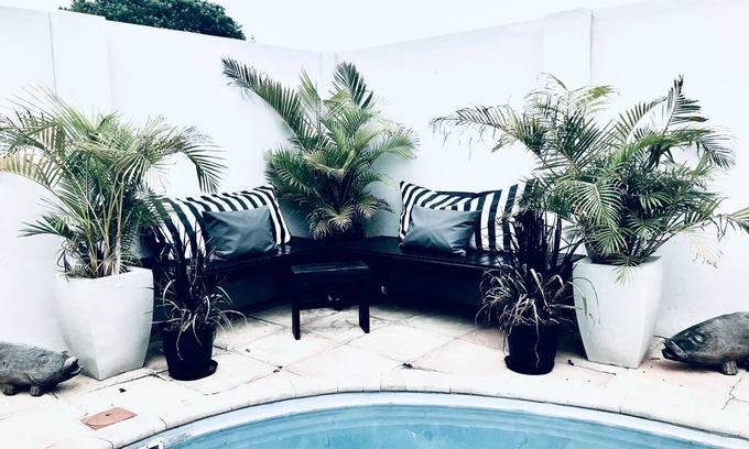 Mossel Bay Villa | Chic Central Villa at affordable rate (pet friendly).