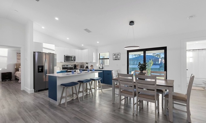 Fort Myers Casa | Chic Newly Built Vacation Escape with Canal view