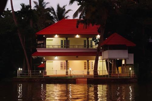 Alappuzha Casa | Chilanka Lake View Resort