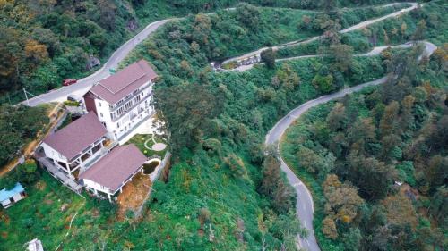 Periyur Hotel | Chill Berg Resort - Bodimettu