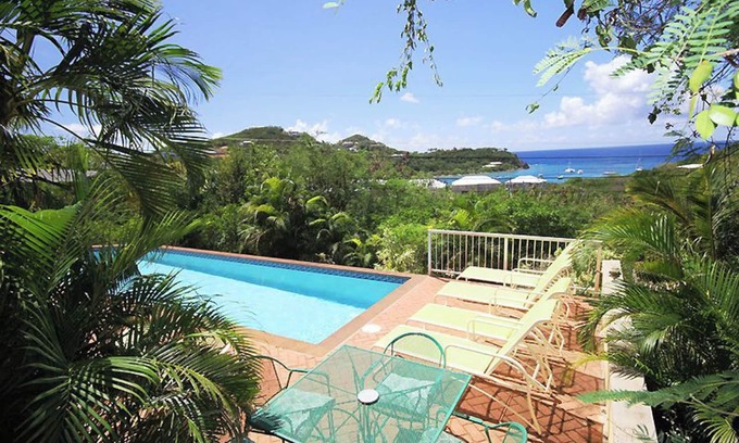 Estate Chocolate Hole and Great Cruz Bay Villa | Villa privada a buen precio - ¡Nade en su piscina privada, A / C en todas las habitaciones!