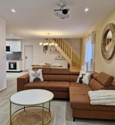 Chevannes Casa | Chill House - Maison 2 chambres - Option Jacuzzi