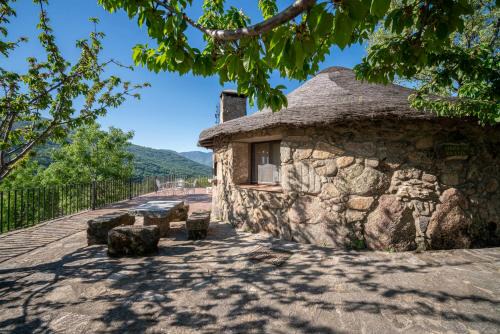 Baños de Montemayor Casa | Chozos Rurales El Solitario