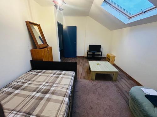 Frameries Casa | Christalsuite