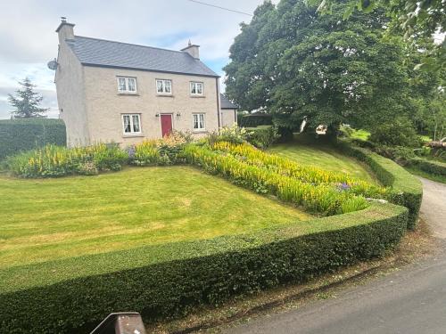 Dungiven Casa | Christie's Cottage Countryside Escape with Spa