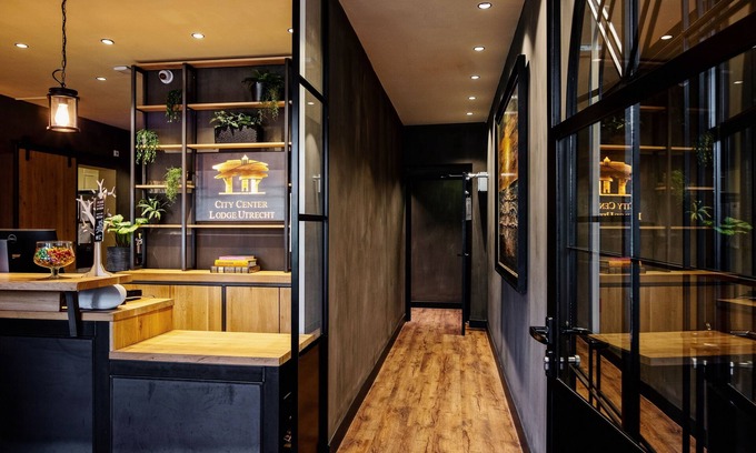 Utrecht Hotel | City Center Lodge Utrecht