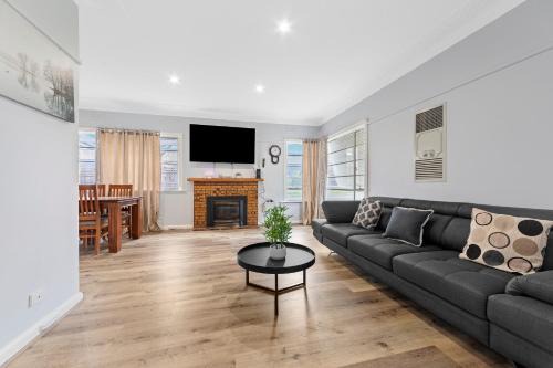 Maidstone Casa | City Charm Victorian House