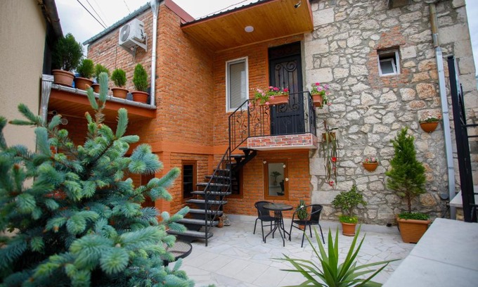 Kutaisi Hotel | city point