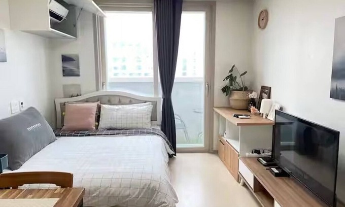 Ansan Apartamento | City view room with Netflix