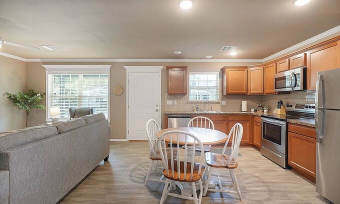 Claremore Casa | Claremore Cozy Cottage - Near Downtown