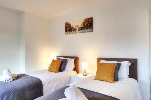 Burnt Oak Casa | Clarence Place