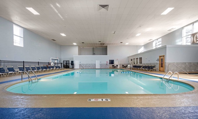 Lexington Hotel | Clarion Hotel Conference Center - North