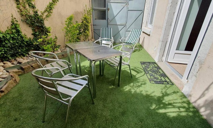 Vienne Apartamento | Classé 4 étoiles - Cybèle - Centre ville 2 Chambres, cour privative et Garage