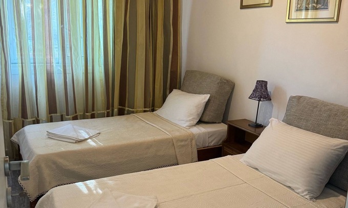 Sivritos Apartamento | Classic 3-bedrooms apartment with swimming pool in Meronas