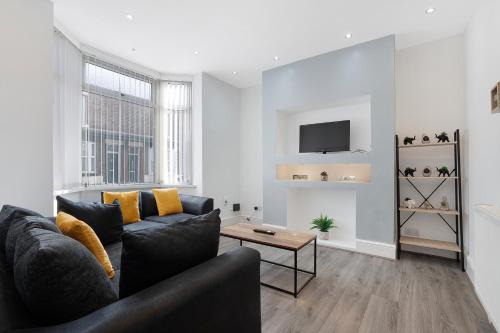 Thornaby On Tees Apartamento | Classic 4-Bedroom Retreat close to Infinity Bridge