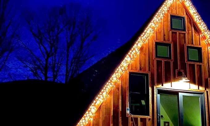 Rumney Cabina | Classic A-Frame Mtns River Hot Tub