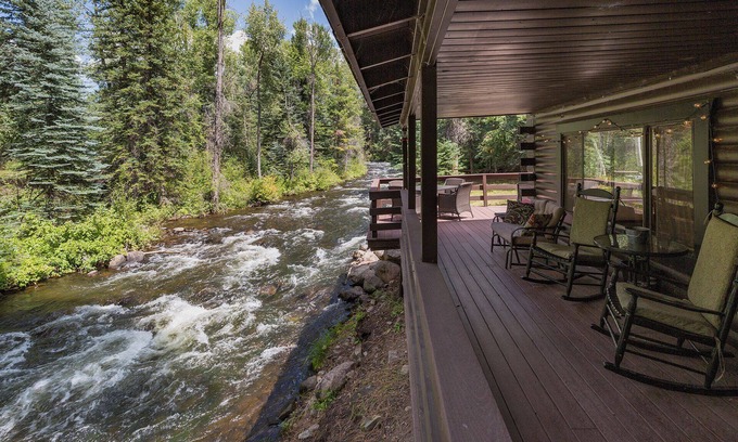 Durango - Purgatory Cabina | Classic Colorado Cabin on the Florida River - 20 Minutes to Downtown Durango