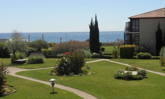 Miramar Apartamento | Apartamento clasificado 2 ** T2 frente al mar y la playa de Miramar - aparcamiento privado