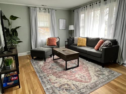 Winston - Salem Casa | Classy Catch