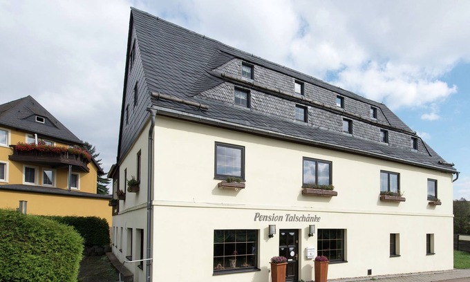 Deutschneudorf Casa | Espaciosa casa de vacaciones en Deutschneudorf en los Montes Ore