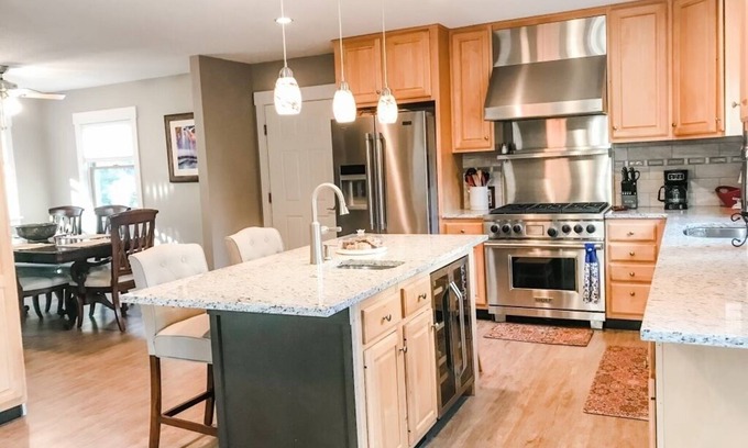 Ellsworth Casa | CLEAN, spacious, close to Acadia National Park