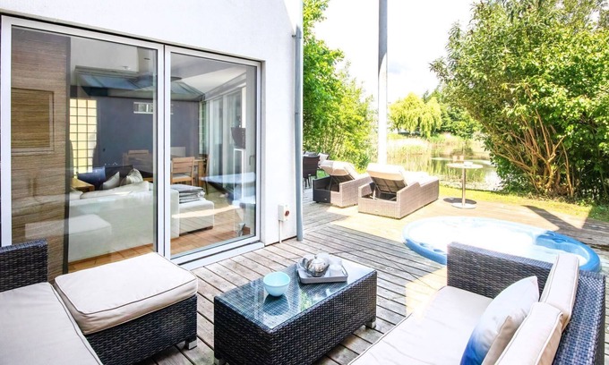 Cirencester Casa | Clearwater 67, Ortolan Villa (P)