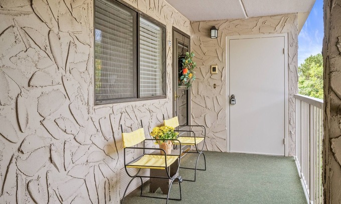 Canandaigua Condominio | Cliffside Condo|10 min Canandaigua | 15 min Bristol Mountain: Lake, MidTerm Rent