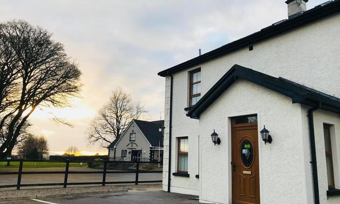 Fivemiletown Cama Y Desayuno | Clogher Valley Golf Club