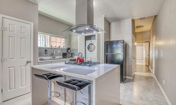 Downtown El Paso Apartamento | Close to All, Restful Duplex A in Downtown, UTEP, Hospitals