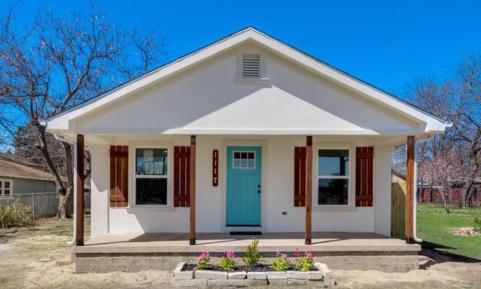 River Oaks Casa | Close to main attractions and Down Town Fort worth