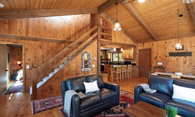 Otis Casa | Close to Ski Areas and Apple Orchards- Private Mountain Retreat on 5 acres