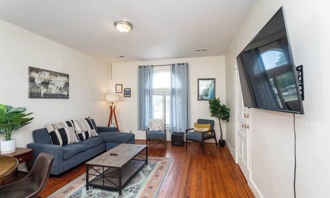Waynesboro Apartamento | Ciudad básica, cerca de Blue Ridge Parkway, Wintergreen, 151