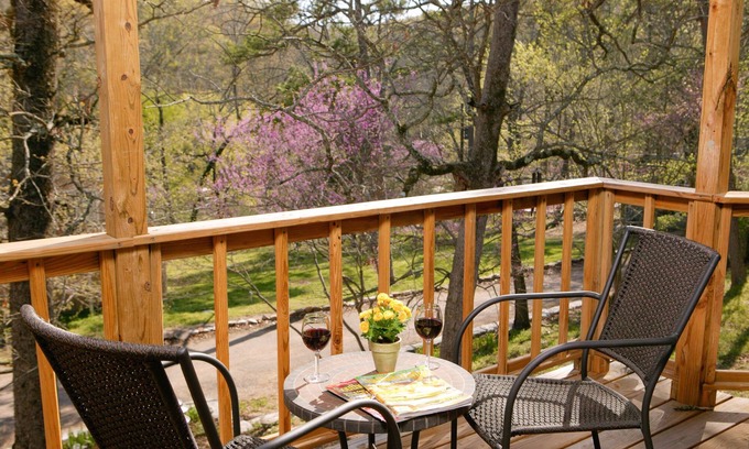 Eureka Springs Cabaña | Clovertree Cottage en Lake Lucerne Resort and Ranch