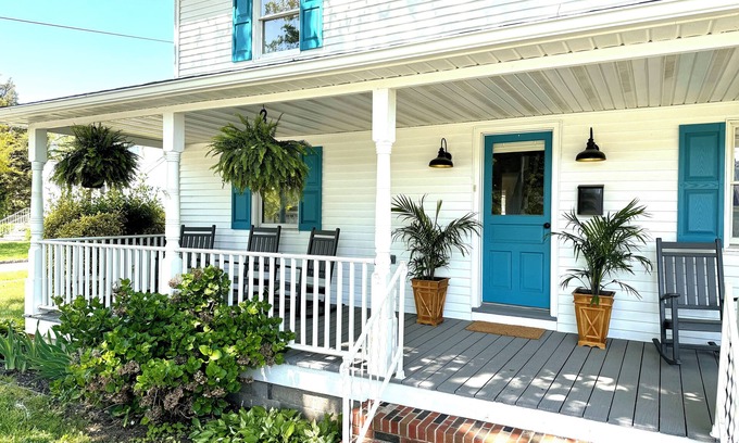 Village Green Casa | Coastal Chic Home on the Island of Cape May