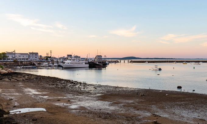 Plymouth Apartamento | Coastal Corner 3 - Downtown Plymouth