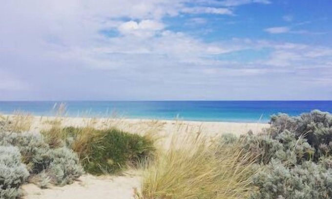 Dawesville Casa | Coastal-Family-Pet Friendly- Seaside Living-Getaway