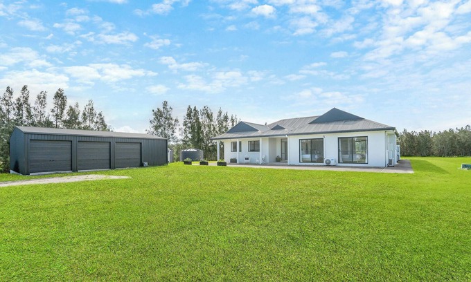 Salt Ash Casa | Coastal Farmhouse - Perfect place to gather with friends and family