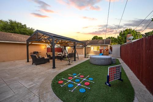 Goleta Casa | Coastal Home Near UCSB & Airport, Hot Tub, King Beds, Fast Wifi, Sleeps 6