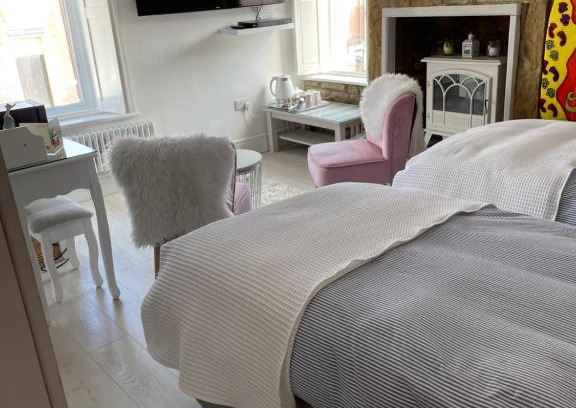 Newbiggin-by-the-Sea Casa | Coastal Joy - Family and friends bedrooms