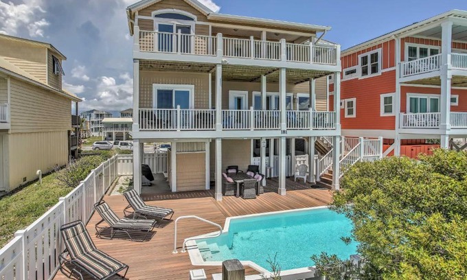 Holden Beach Casa | Coastal Retreat with Hot Tub Steps to Beach!