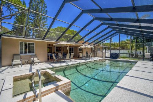 Whitfield Casa | Coastal Sol