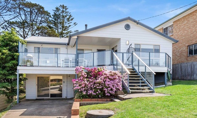 Tuross Head Casa | Coastal Tails @ Tuross Head