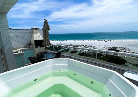 Praia Grande Hotel | Cobertura Luxo com Jacuzzi Orla Praia Grande