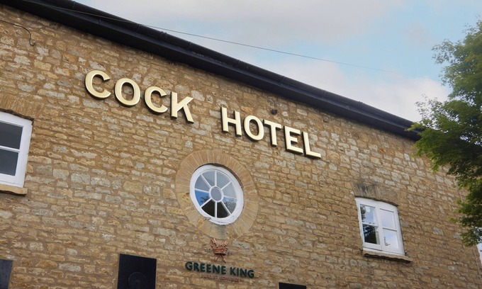 Stony Stratford Hotel | Cock Hotel Stony Stratford by Greene King Inns