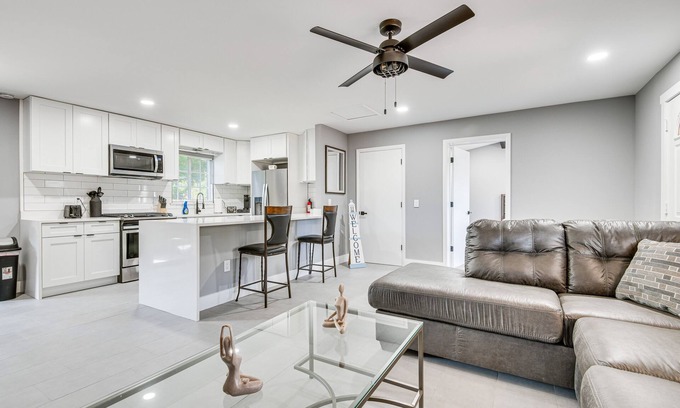 College Manor Casa | Cocoa Home w/ Large Yard: 3 Mi to Indian River!