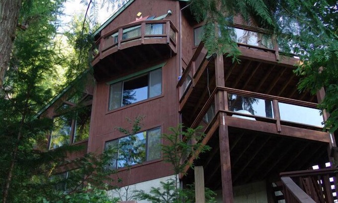 Coeur d'Alene Casa | Rockford Bay Waterfront Vacation Home con gran dársena